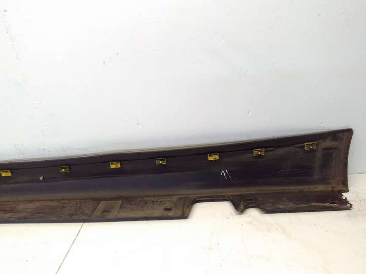 BMW 3 E90 E91 (2005 - 2012)  7062298 Порог