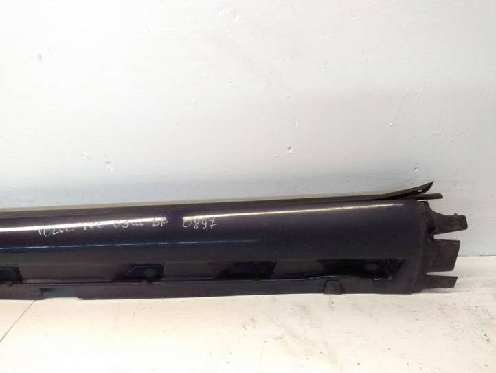 Volvo V70 (2004 - 2007)  08693502 Порог