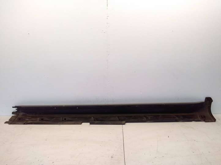 Volvo V70 (2004 - 2007)  08693502 Порог