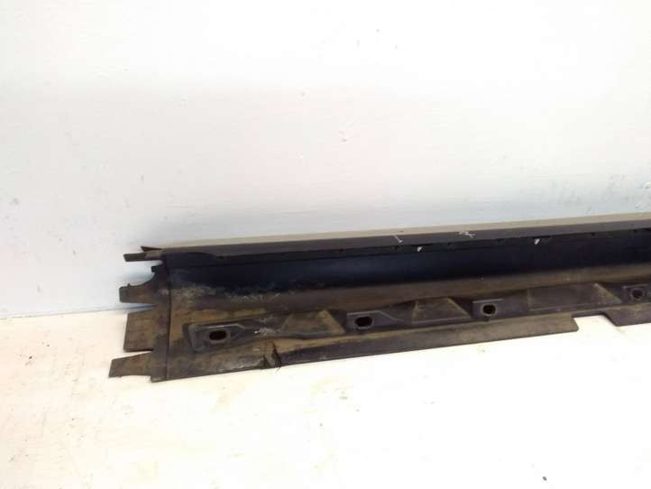 Volvo V70 (2004 - 2007)  08693502 Порог