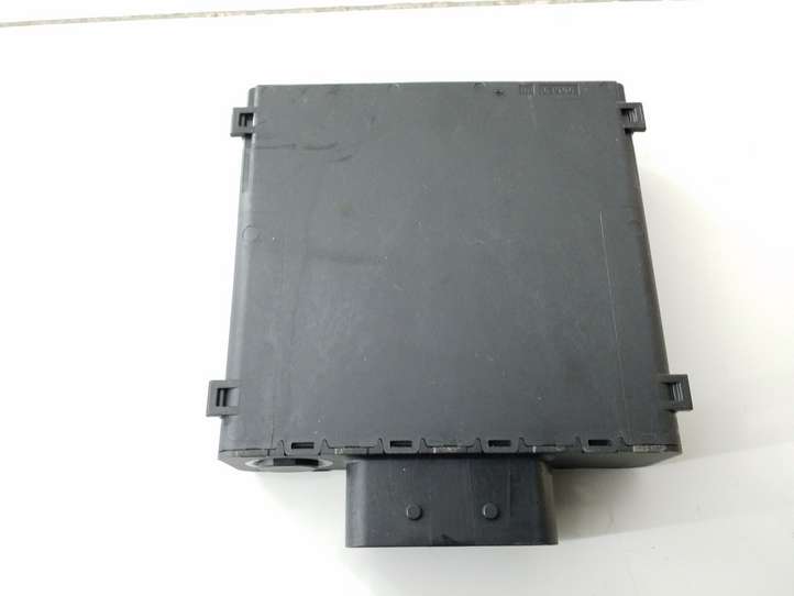 Audi A4 (2007 - 2011)  8K0959663 Блок управления питанием