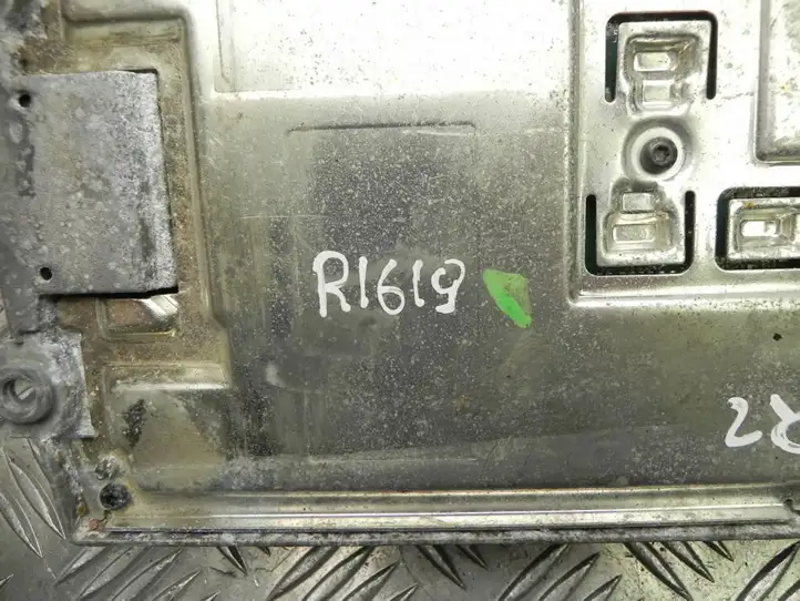 Audi A6 C7 (2011 - 2014) 4G0035223B Усилитель звука — фото 4