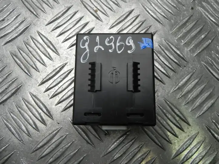 Nissan Juke I F15 (2010 - 2018) WD1G858D Блок управления TPMS — фото 3