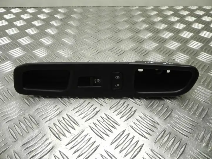Jeep Renegade (2014 - ) 735634953 Кнопка стеклоподъемников — фото 1