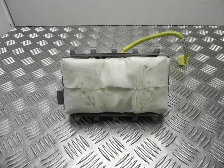 Toyota Prius (XW20) (2003 - 2009) 8214047020 Подушка безопасности пассажира — фото 1