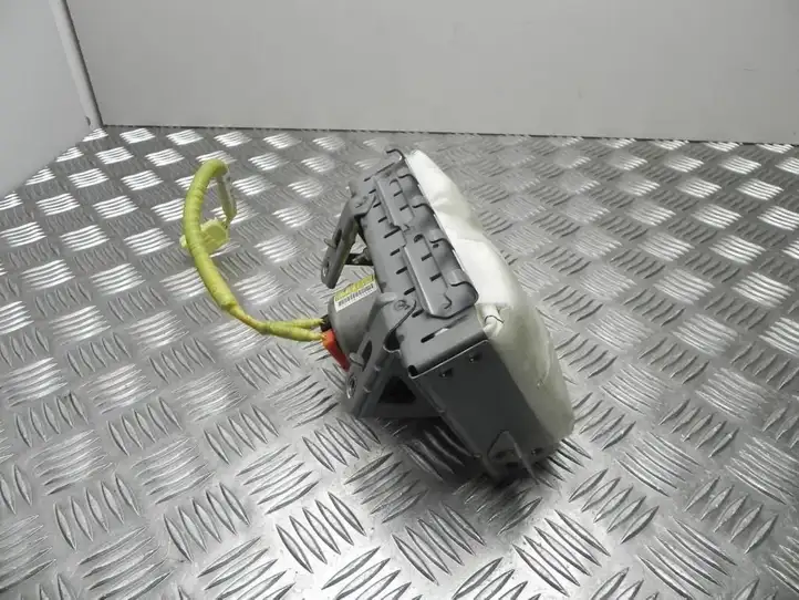 Toyota Prius (XW20) (2003 - 2009) 8214047020 Подушка безопасности пассажира — фото 2