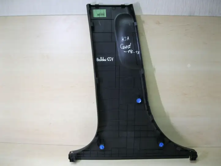 Kia Ceed (2012 - 2015) 85845A2010 Нижняя обшивка стойки B — фото 2