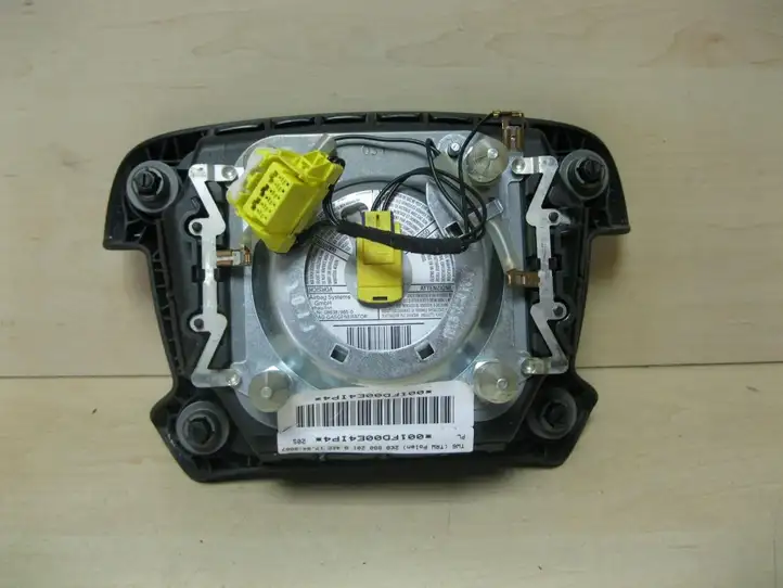 Volkswagen Caddy (2004 - 2010) 2K0880201B Подушка безопасности руля — фото 3