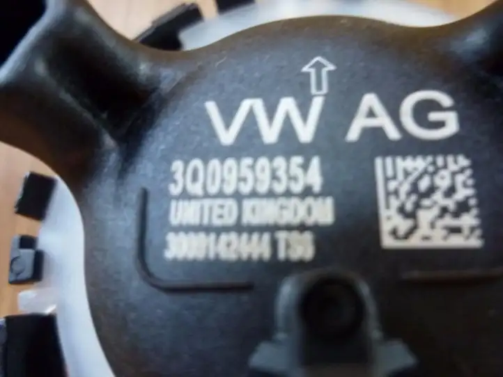 Skoda Octavia Mk3 (5E) (2013 - 2019) 3Q0959354 Датчик удара SRS — фото 3