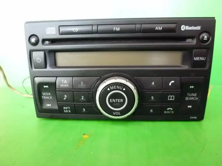 Nissan Qashqai (2006 - 2010) 28185JD400 Магнитола / мультимедийная система — фото 1