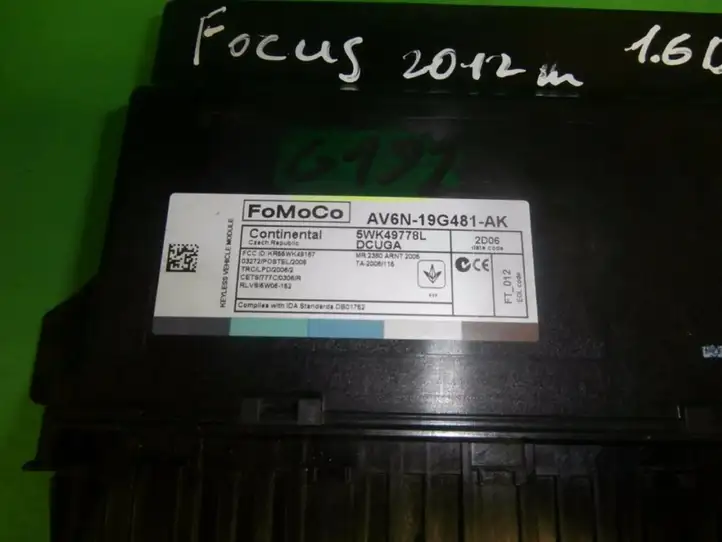 Ford Focus (2011 - 2015) AV6N19G481AK Блок бесключевого доступа — фото 3