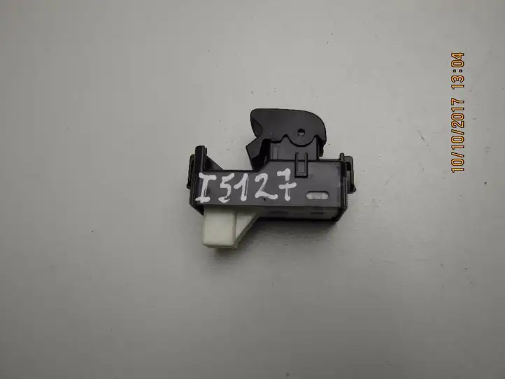 Toyota Auris E180 (2012 - 2018) 0860M55 Кнопка стеклоподъемников — фото 2