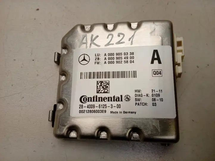 Mercedes-Benz C W204 (2007 - 2014) A0009050338 Видеокамера заднего вида — фото 1