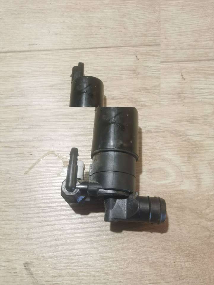 Citroen C3 (2002 - 2009)  11148700001 Насос оконной жидкости (стекол)