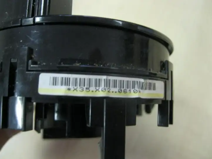 Toyota Yaris (2009 - 2012) X35X020610 Контактное кольцо SRS — фото 2