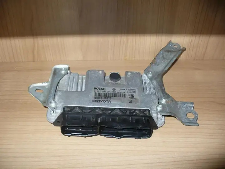 Toyota Yaris (2005 - 2009) 896610D270 Прочие блоки управления — фото 1