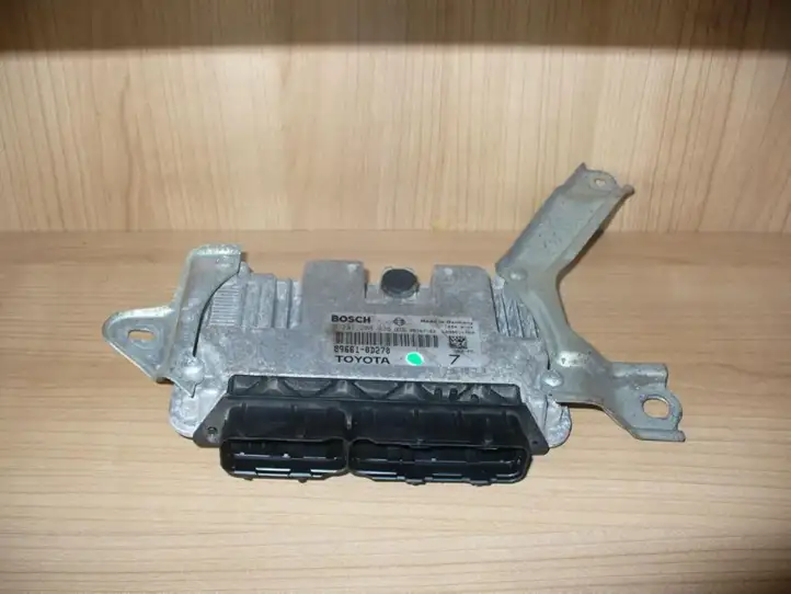 Toyota Yaris (2005 - 2009) 896610D270 Прочие блоки управления — фото 1