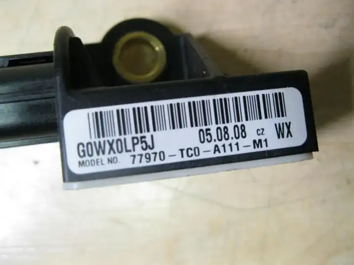 Honda Accord (2008 - 2016) 77970TC0A111M1 Датчик удара SRS — фото 2