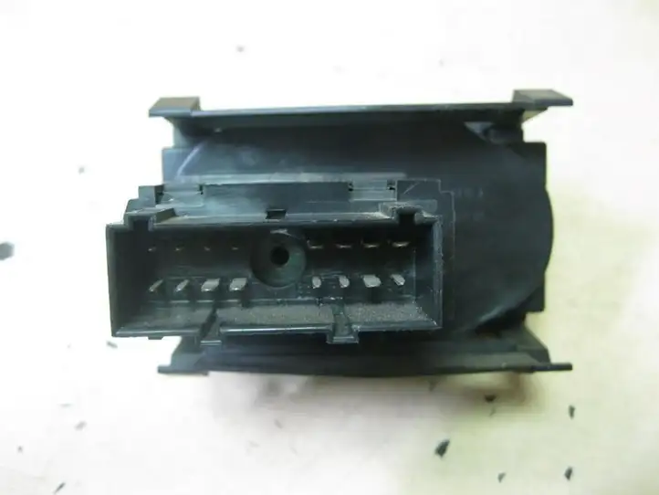 Toyota Avensis T250 (2006 - 2009) 7M5T13A024DA Включатель фонарей — фото 2