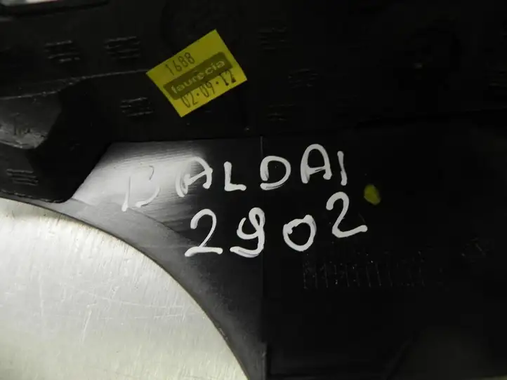 Skoda Fabia Mk2 (5J) (2007 - 2014) 5J0858827B Оплётка рулевого колеса — фото 4