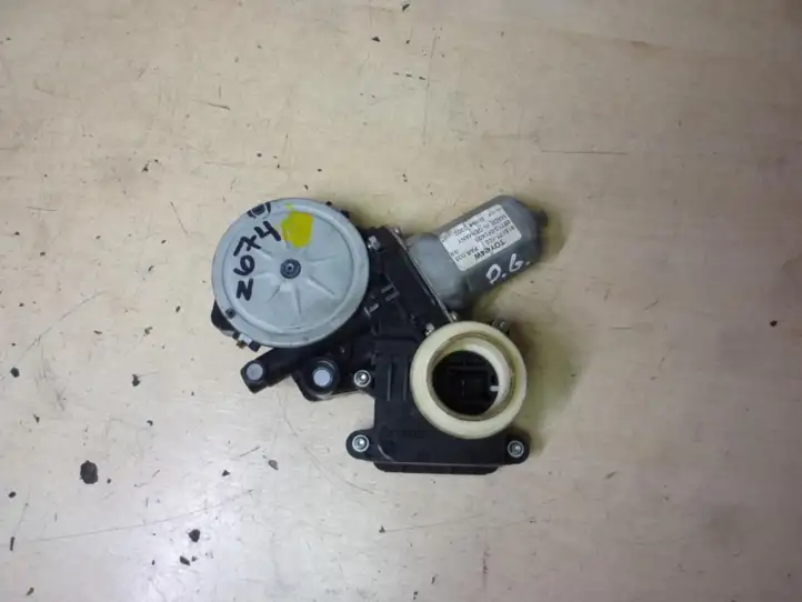 Toyota Corolla Verso AR10 (2004 - 2009) 698300F040 Стеклоподъемник задней двери — фото 1