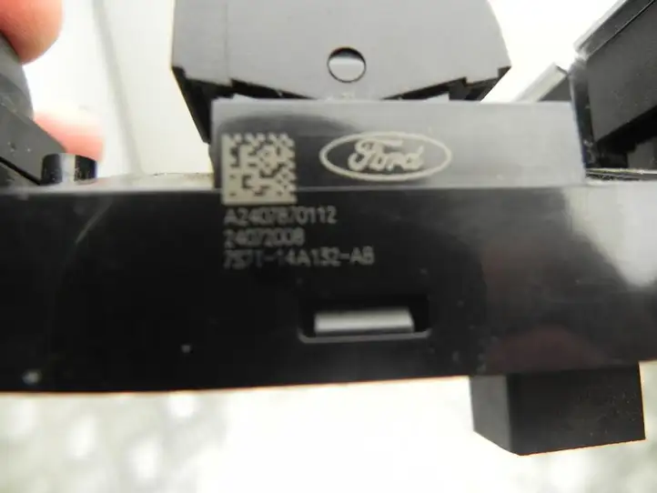 Ford Mondeo MK IV (2007 - 2014) 7S7T14A132AB Блок кнопок стеклоподъемников — фото 3