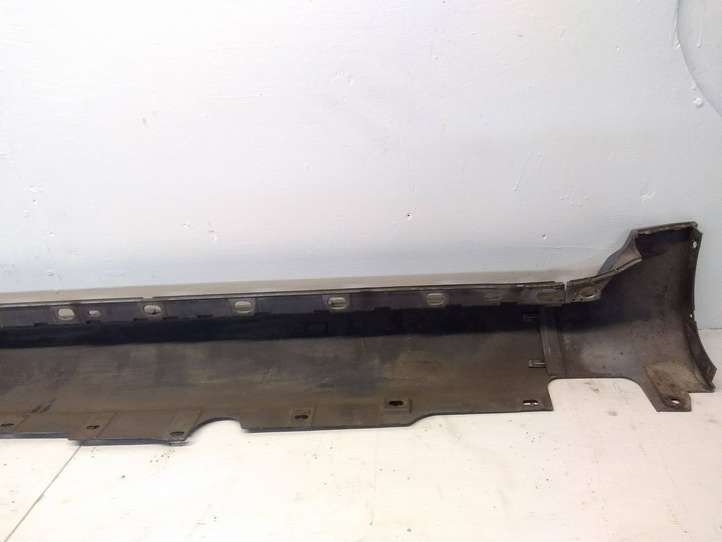 Audi A8 (2005 - 2007)  4E0853860F Порог