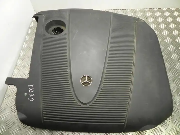Mercedes-Benz C AMG W203 (2000 - 2007) A6460102387 Крышка двигателя декоративная — фото 1