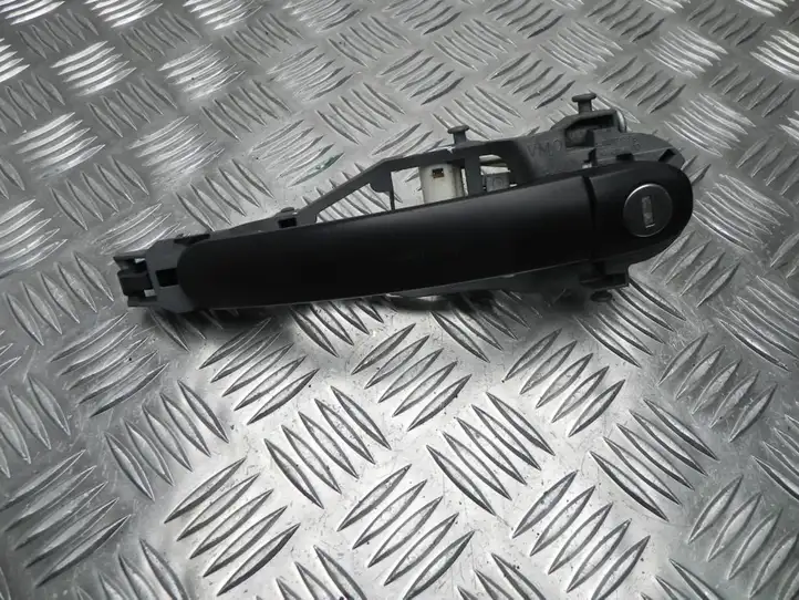 Skoda Fabia Mk2 (5J) (2007 - 2014) 5J0837885B Наружная ручка двери — фото 1