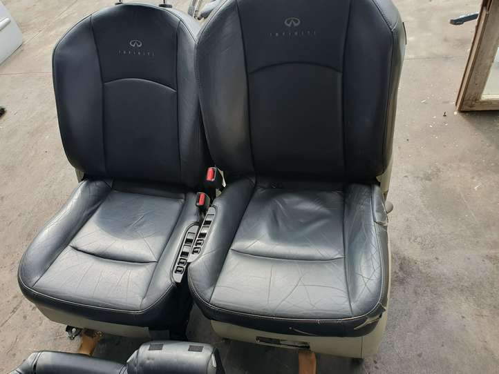 Infiniti FX35 (2002 - 2006)   Комплект сидений