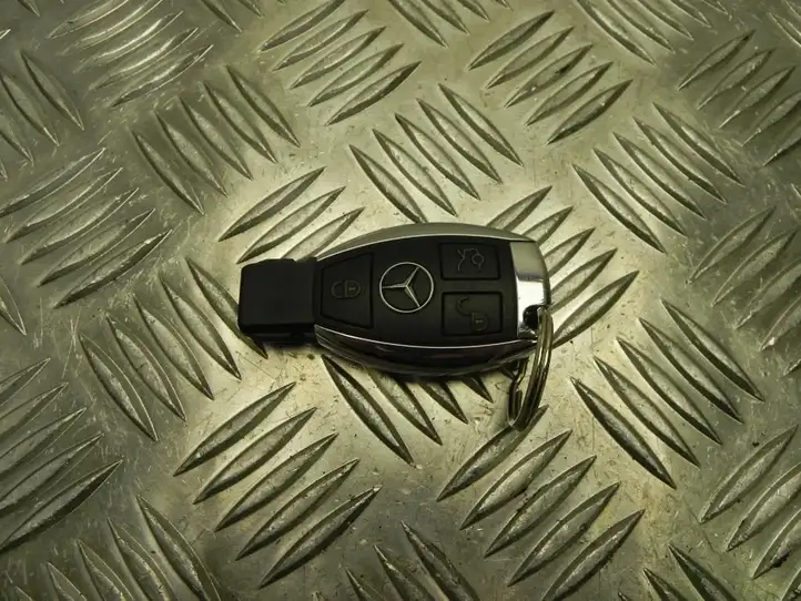 Mercedes-Benz C W204 (2007 - 2014) 2008DJ4519 Ключ зажигания — фото 1