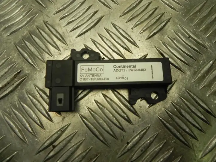Ford Fiesta (2013 - 2017) C1BT15K603BA Усилитель антенны — фото 1