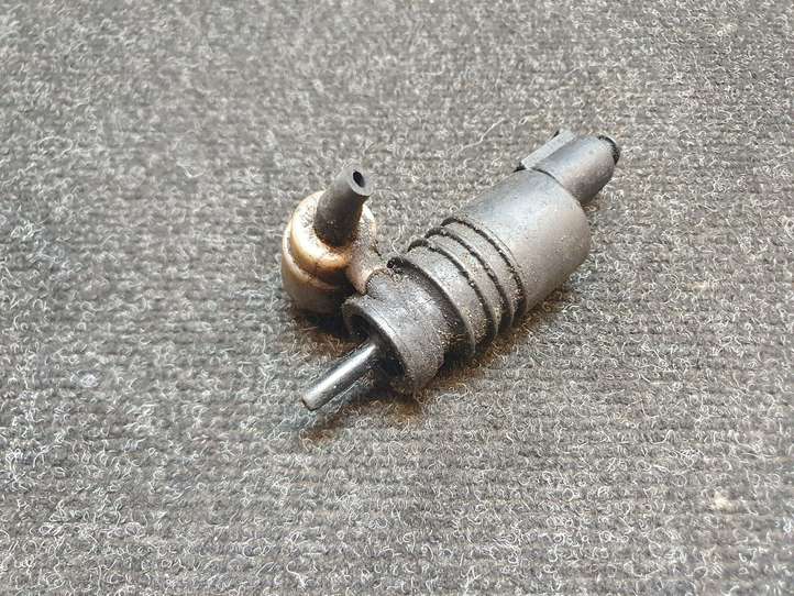 Volkswagen Golf IV (1998 - 2005)  1J0973722 Насос оконной жидкости (стекол)