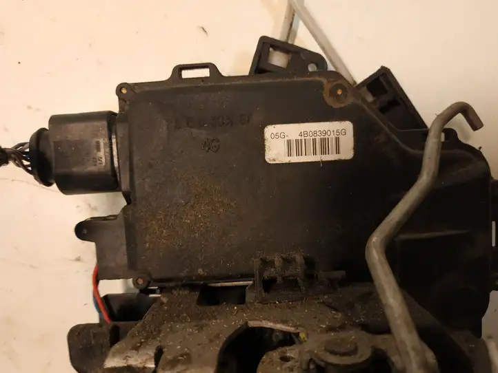 Audi A6 Allroad C5 (2000 - 2006) 05G4B0839015G Замок задней двери — фото 7