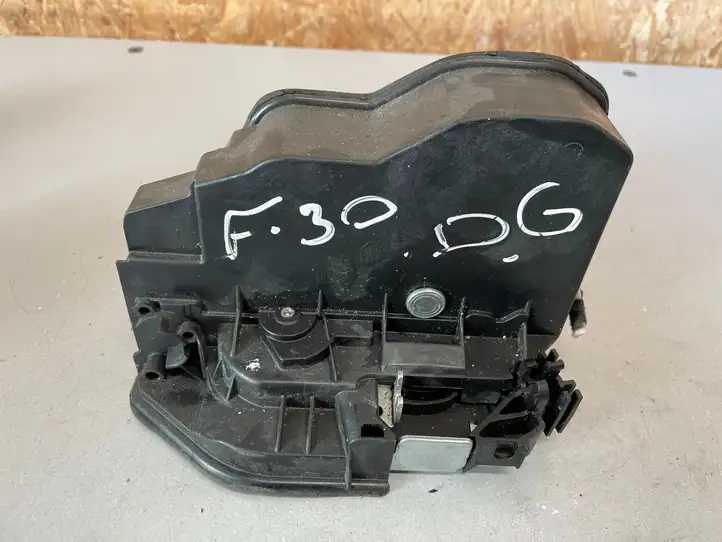 BMW 3 F30 F35 F31 (2012 - 2018) 7202148 Замок задней двери — фото 2