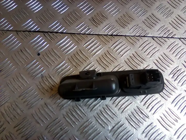 Volvo S80 (1998 - 2004) 9476695 Кнопка стеклоподъемников — фото 5