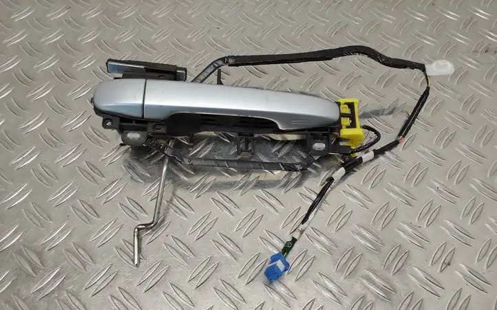 Toyota Prius (XW30) (2009 - 2015) Наружная ручка двери — фото 1
