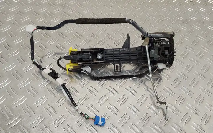 Toyota Prius (XW30) (2009 - 2015) Наружная ручка двери — фото 2