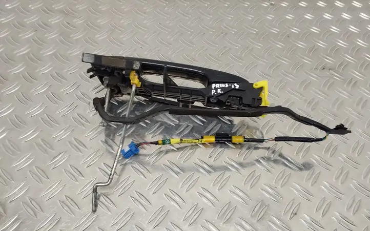 Toyota Prius (XW30) (2009 - 2015) Наружная ручка двери — фото 2