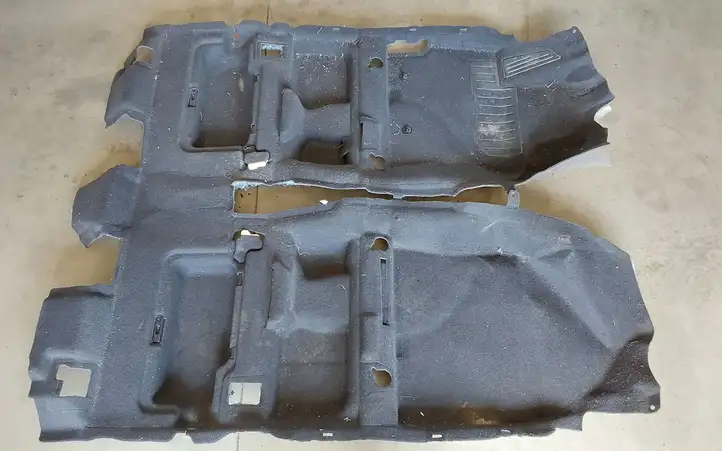 Toyota Verso (2012 - 2015) 585100F110 Ковролин салона — фото 1
