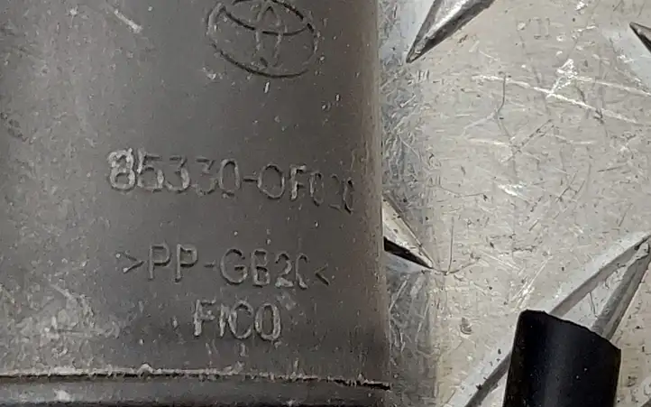 Toyota Verso (2012 - 2015) 853300F020 Насос омывателя стекла — фото 2