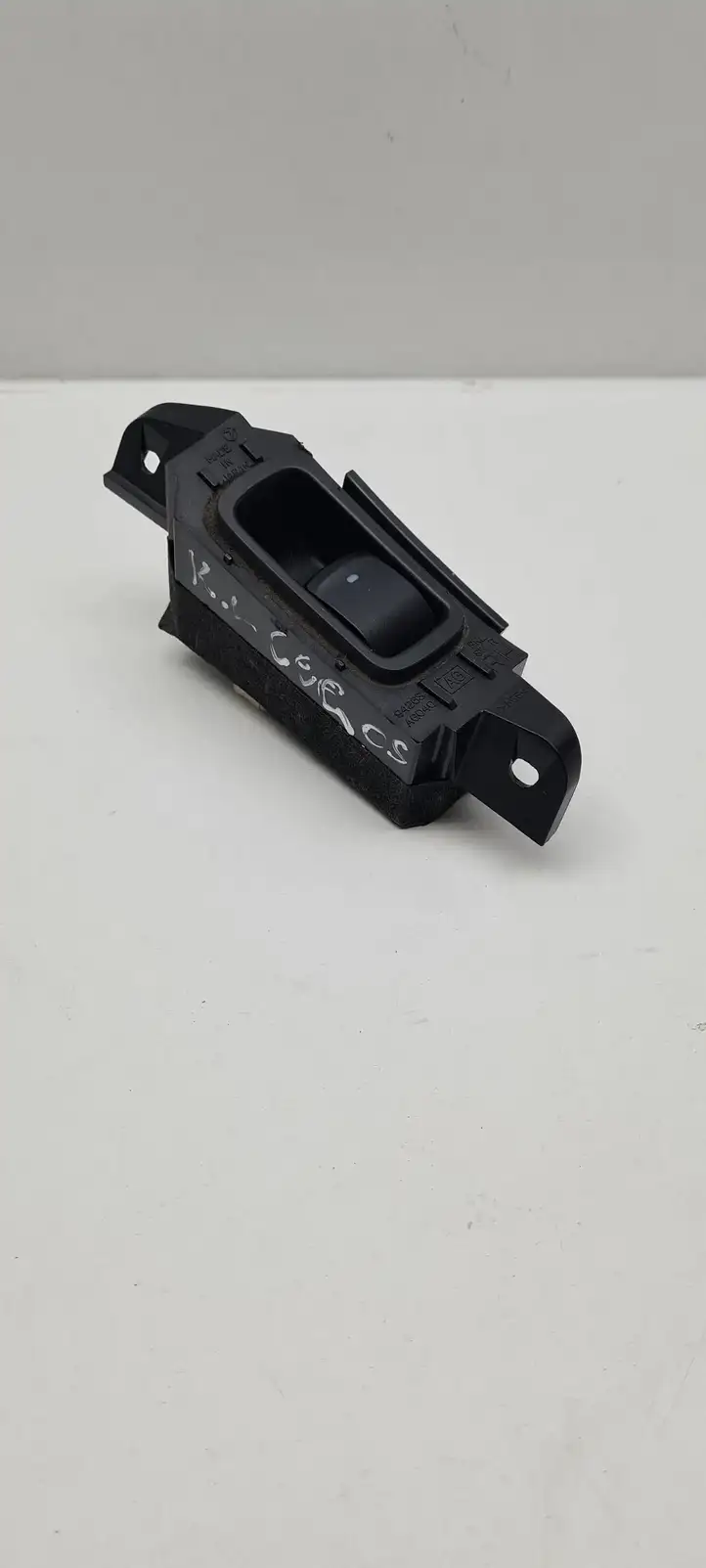 Subaru Outback (2003 - 2007) 94263AG040 Кнопка стеклоподъемников — фото 1