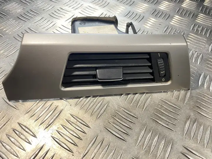 BMW 3 E90 E91 (2005 - 2012) 6422915116801 Боковой воздушный дефлектор — фото 1