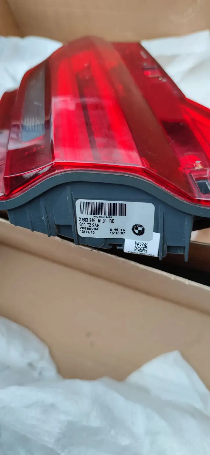 BMW 7 G11 G12 (2015 - 2022) 7342970 Задний фонарь в крышке багажника — фото 2