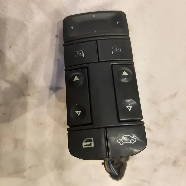 Opel Vectra C (2002 - 2005) 09185952 Кнопка стеклоподъемников — фото 1