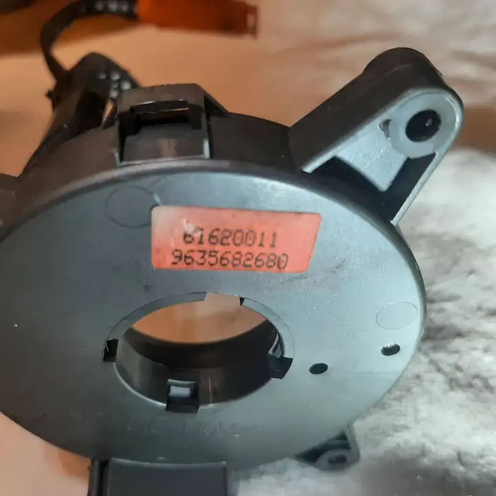 Citroen Xsara Picasso (1999 - 2012) 9635682680 Контактное кольцо SRS — фото 2