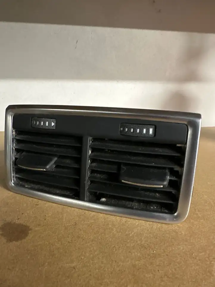 Audi Q7 4L (2005 - 2009) 4L0819203 Задний воздушный дефлектор — фото 1