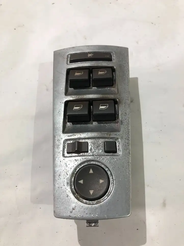 BMW 7 E65 E66 (2001 - 2008) 6917104 Кнопка стеклоподъемников — фото 1