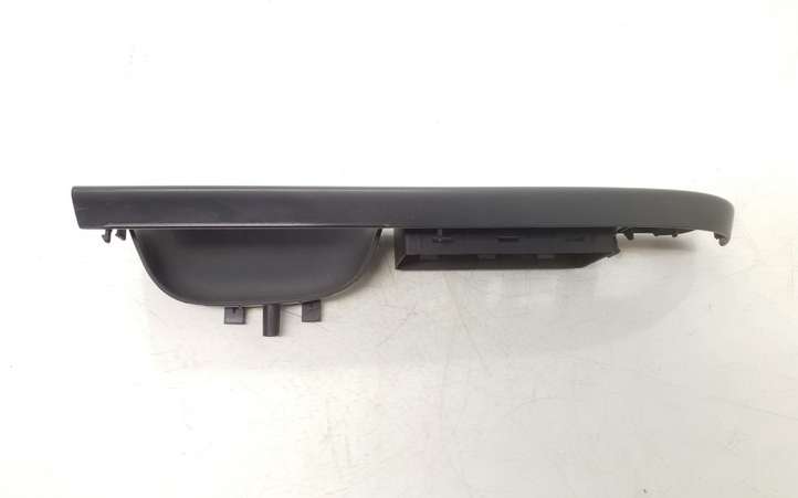 Volkswagen PASSAT B6 (2005 - 2010)  3C1867171B Отделка кнопок стеклоподъемника 
