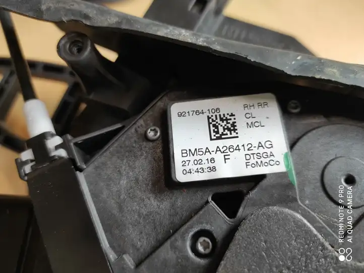 Ford Focus (2015 - 2019) BM5AA26412AG Замок задней двери — фото 2